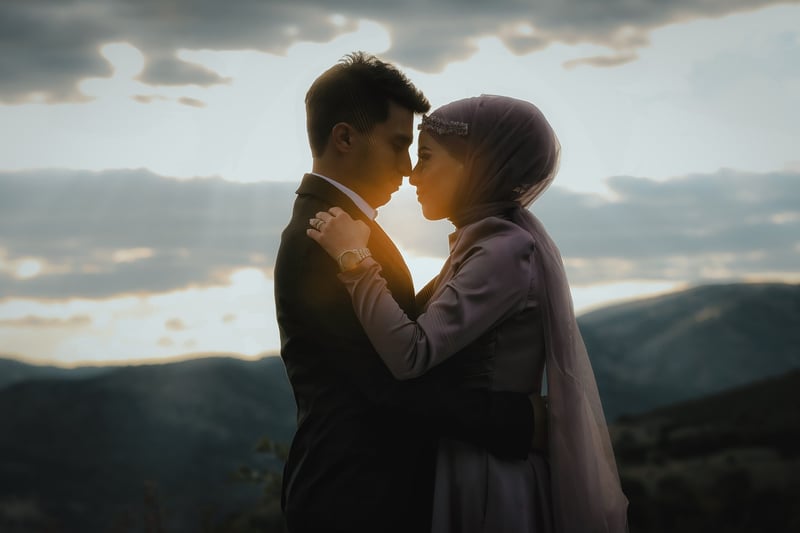 Wedding Couple Kiss